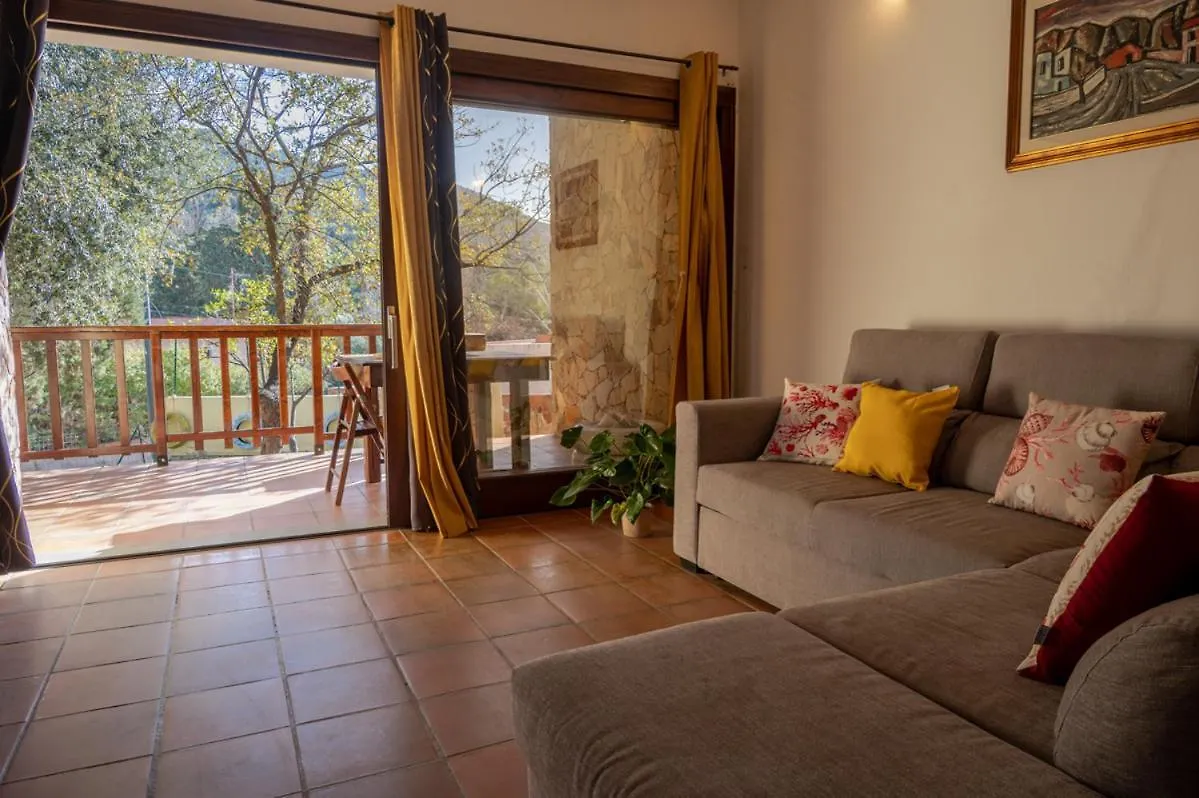 Villa Barbara Domus De Maria 0*,